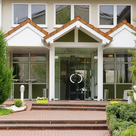 Hotel Trans World Auefeld 4*